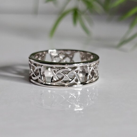 Celtic Sterling Silver Ring, Women Ring 925 Stamped, Thumb Band Unisex~ - Picture 1 of 7